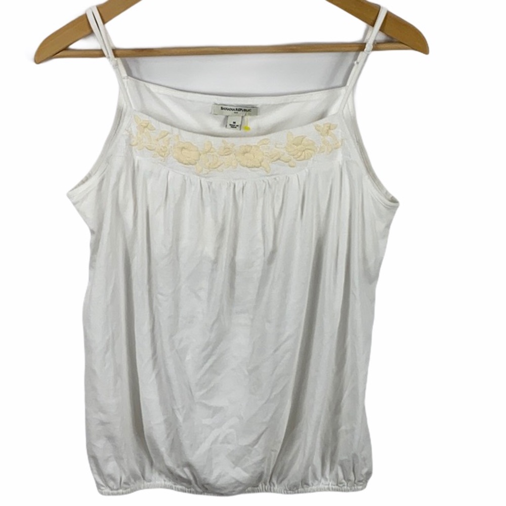 Banana Republic | Embroidered White Adjustable Top